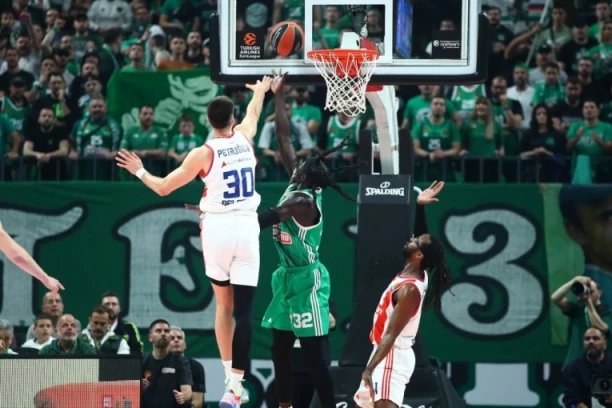 VEROVALI ILI NE: Potpuno ludilo - rasprodate godišnje karte za narednu sezonu!