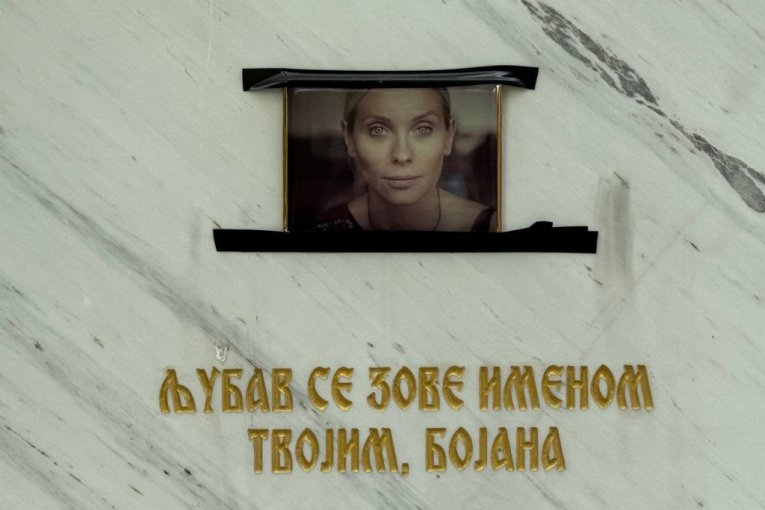 Bojana Janković spomenik Novo groblje Beograd voditeljka Pink