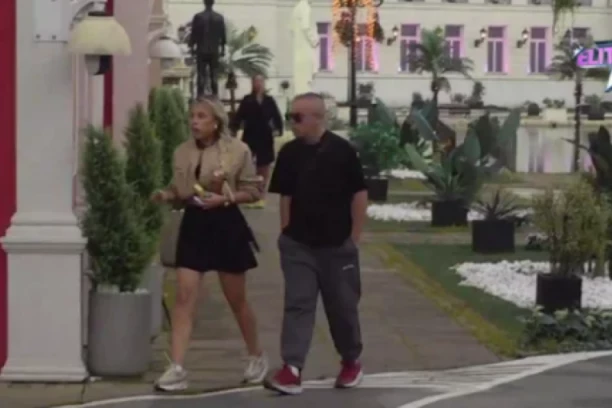 OVDE SE NE ZNA KO PIJE, A KO PLAĆA! Sofija PONOVO PROMENILA ploču pa DEMANTOVALA SAMU SEBE - Nije bila u TETOVU, a ostatak će vas NAČISTO IZLUDETI!