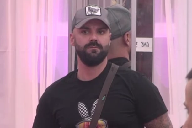 LUKA VUJOVIĆ SE VRATIO U ELITU, ALI ŠTA MU SE DESILO!? Objavljen ŠOK SNIMAK iz rijalitija, njegova porodica odmah reagovala!