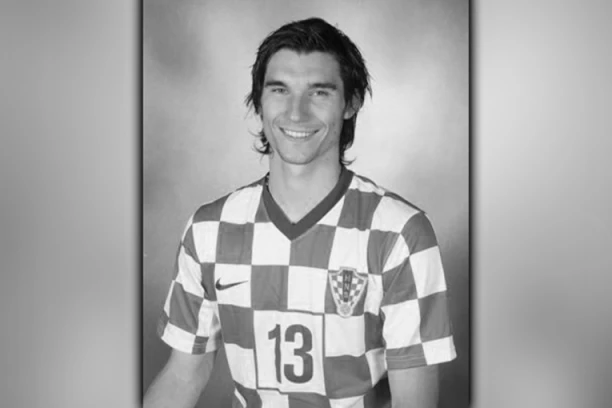 NIKOLI POKRIVAČU MAJKA PRE 8 GODINA SPASILA ŽIVOT: Fudbaler koji je poginuo već je preživeo GOLGOTU!