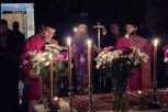 DUHOVNI VRHUNAC VELIKE SEDMICE NA KOSOVU I METOHIJI: Patrijarh Porfirije služio jutrenje Velike subote u Pećkoj patrijaršiji