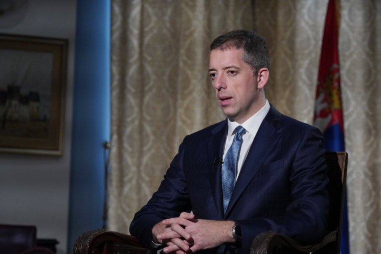 NAPADNUT MARKO ĐURIĆ! Šetao sa ćerkama: Devojčice doživele bol i traumu! (VIDEO)