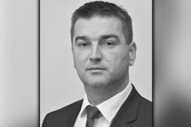 POGINULI NARODNI POSLANIK, NJEGOVA ŽENA I DETE! Detalji jezive nesreće kod Banjaluke