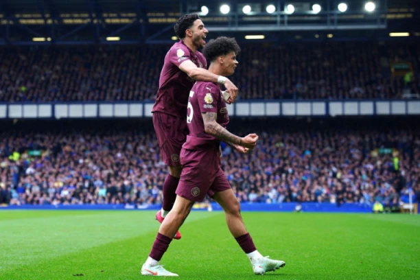 SITI U SAMO ZAVRŠNICI SRUŠIO EVERTON NA GUDISONU! Sautempoton se izvukao u sudijskoj nadonadi, a ovaj gol im je osigurao ovo!