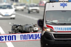 MOTOCIKL SE ZAKUCAO U AUTOMOBIL! Strahovit sudar u Novom Pazaru, vozač ležao u lokvi krvi!