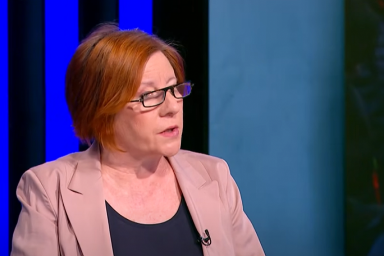 "USKRAĆUJU STUDENTIMA NASTAVU, A SEBI UNAPREĐUJU FUNKCIJE!" Profesorka Arsić Arsenijević o dešavanjima na Medicinskom fakultetu: "Licemerje na delu"