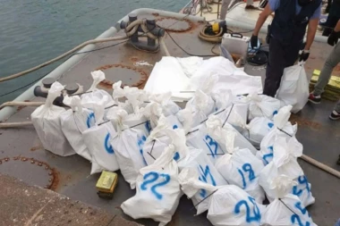 RACIJA U 18 RESTORANA: Uhapšeno šest osoba, pronađeni kokain i marihuana