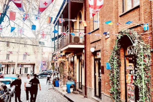 BASTION PRAVOSLAVLJA NA KAVKAZU! Okružena visokim planinama, Rusijom i Turskom, Gruzija vekovima čuva veru i narodni jezik!