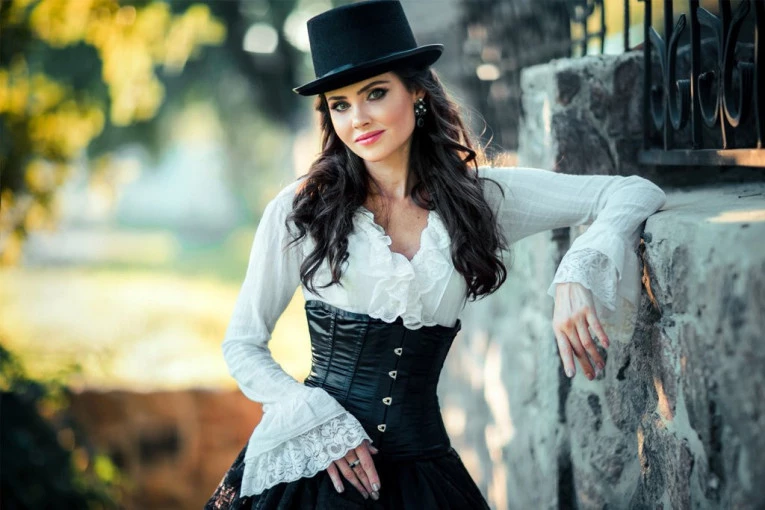 PUN MESEC U ŠKORPIJI IZUĆE IZ CIPELA OVA 4 ZNAKA: Neće znati šta ih je snašlo, biće povuci - potegni!