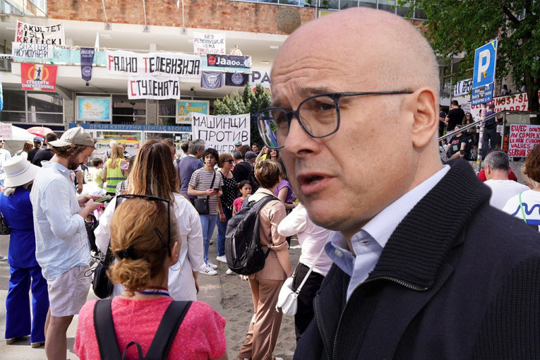 NAPAD NA PROSVETNI SITEM PLANIRAN 25 GODINA! Vučević: Ovo što se dešava oko RTS je nasilje, tu niko nema dilemu!