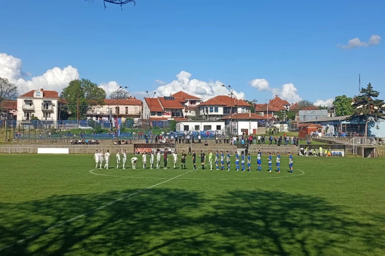 OFK SAM SEBE POBEDIO U GRADSKOM DERBIJU: Nestvarna situacija u nadoknadi vremena!