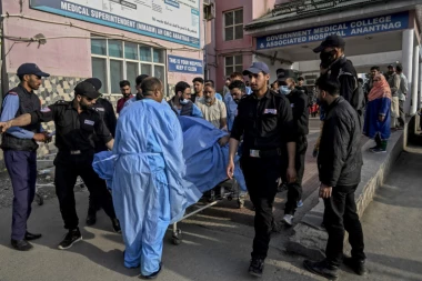 "OPERACIJA JE BILA BRZA I PRECIZNA, UBILI SMO 70 TERORISTA": Oglasila se Indija posle brutalnog napada na Pakistan, među povređenima i deca (VIDEO)