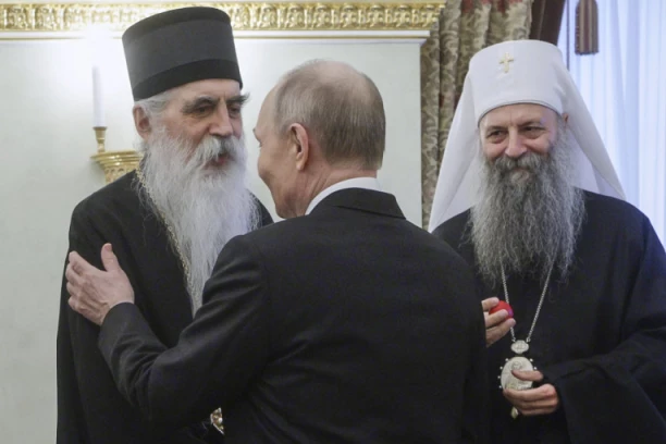 "U TOKU JE OBOJENA REVOLUCIJA U SRBIJI" Detalji sastanka patrijarha Porfirija i Vladimira Putina u Moskvi!