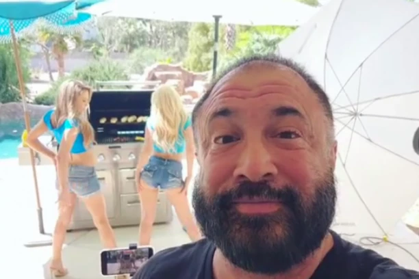 SPAVAO SAM SA VIŠE OD 4.000 ŽENA, EVO KAKAV JE OSEĆAJ: On tvrdi da je posle hiljadite i prestao da broji, a otkriva koji mu je odnos bio najbolji u životu! (VIDEO)