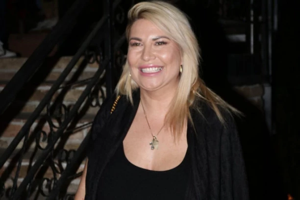 DEA ĐURĐEVIĆ SPREMNA ZA UDAJU: Voditeljka otkrila da želi TRADICIONALNO srpsko venčanje! (VIDEO)