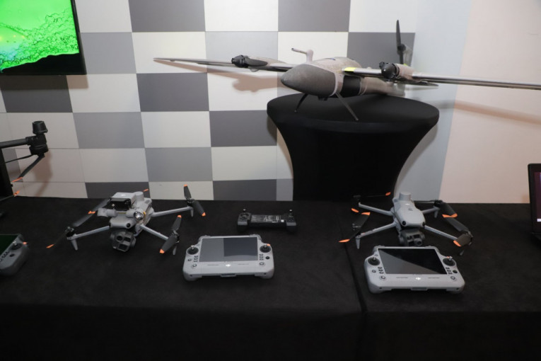 Paleta proizvoda firme GridX