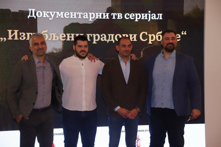 Deo ekipe koja je radila na realizaciji projekta "Izgubljeni gradovi Srbije"