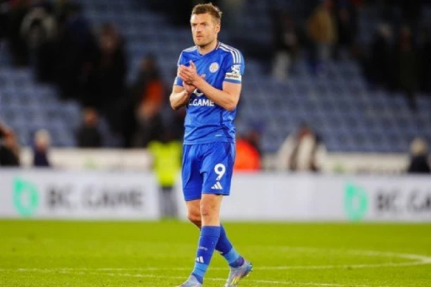 VARDI JE MOGAO DA ZAVRŠI U REDOVIMA VEČITOG RIVALA! Transfer bio STOPIRAN, a evo zbog čega!