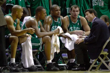 OSVAJAČ NBA, 3 PUTA OL-STAR, DANAS NEMA "NI ZA KIFLU": Prodao je šampionski prsten da bi imao za hranu!