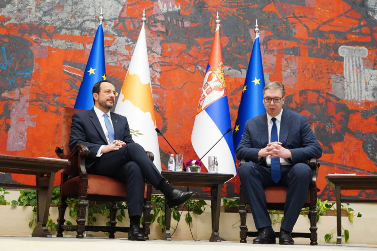 HVALA ŠTO PODRŽAVATE NAŠ TERITORIJALNI INTEGRITET! Predsednik Vučić sa predsednikom Kipra: Vaš narod smatramo bratskim narodom!