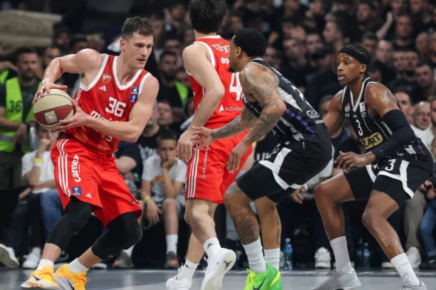 ZVEZDA MERIDIANBET I PARTIZAN PRED VRATIMA NBA? Zvaničnik najjače lige prvi put pomenuo Beograd i Srbiju!