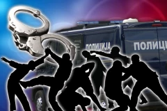 GRUPA NAORUŽANIH MUŠKARACA ZAPOČELA TUČU! Novi detalji haosa u Novom Pazaru: Evo kako je sprečen pokušaj ubistva vođe navijača!