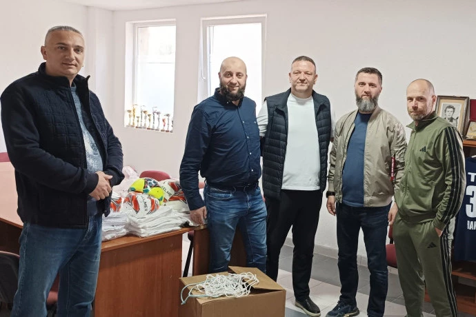 POSETA KAO PODSTREK ZA DALJI NAPREDAK: Živanović uvek rado dolazi u Sjenicu!