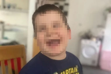 UBILA BOLESNOG OSMOGODIŠNJEG SINA, PA NASRNULA I NA ROĐENOG OCA! Na sudu se branila da čuje "demonske glasove"!