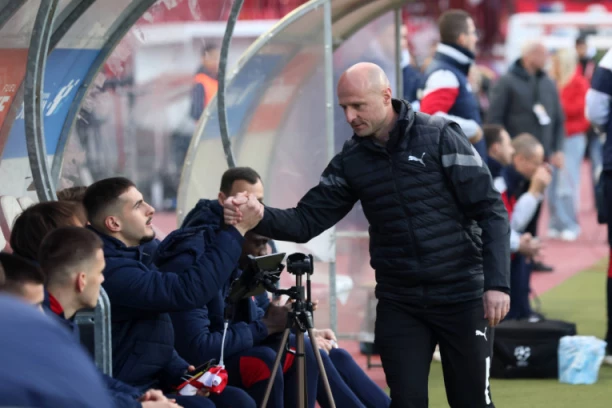 JEDAN ČOVEK NE MOŽE DA SPASI PARTIZAN: Bivši strateg crno-belih o nedaćama!