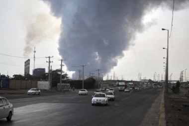 CRNI BILANS SAMO RASTE: Petoro mrtvih, 19 povređenih u eksploziji u hemijskom postrojenju (VIDEO)