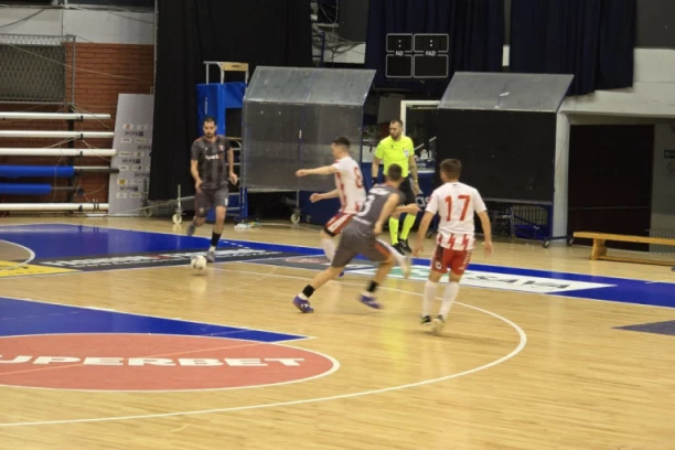 MAJSTORICA ODLUČUJE O SVEMU: Zvezda na korak od povratka u elitu - odgovor pada u "srpskoj Atini"! (FOTO, VIDEO)