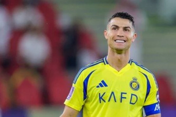 TRESE MREŽE ŠIROM SVETA, ALI SRCE MU OSTALO NA PIRINEJIMA! Ronaldova proslava gola bacila nostalgičare u trans! (FOTO + VIDEO)