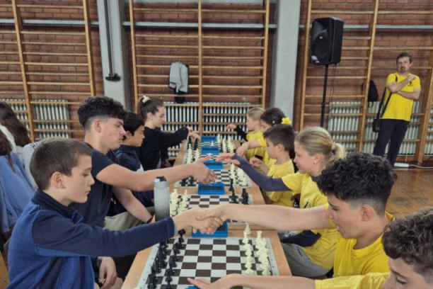 U GROCKOJ POČELO EKIPNO PRVENSTVO OSNOVNIH ŠKOLA BEOGRADA – 24 EKIPE NA STARTU!