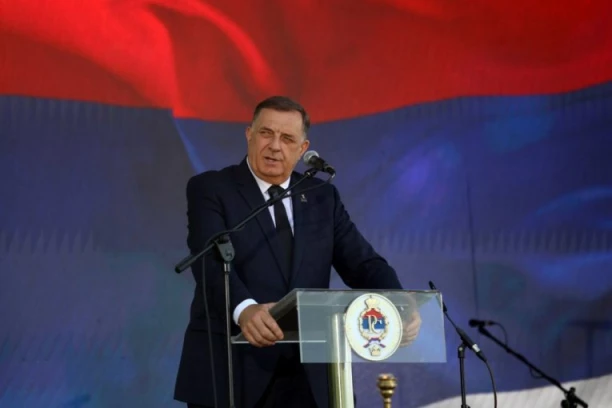 DOJAVA O BOMBI ODLOŽILA SEDNICU! Dodik otkrio ko stoji iza svega: Ovo pronađeno kod aktiviste stranke Vukanovića