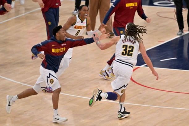 PREKRETNICA SEZONE: Trenutak koji sve menja - Denver od pokojnika do pukovnika za samo par sekundi! (VIDEO)