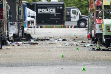 DVE OSOBE POGINULE NA FESTIVALU PIVA! Urušila se konstrukcija na ljude, ima i povređenih!