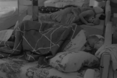 IŽIVLJAVAO SE NAD NJOM, CELA KUĆA SE TRESLA! Scene Aneli i Luke kao iz filmova za odrasle - NIJE ZA ONE SA SLABIM SRCEM!