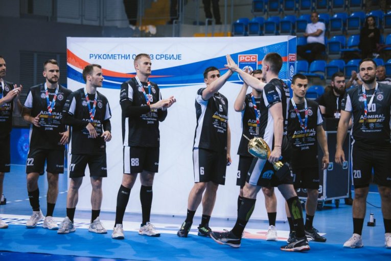 Rukometaši Partizana AdmiralBet poraženi su u finalu nacionalnog kup takmičenja koje je održano u Kraljevu
