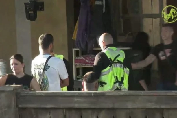 HITNO REAGOVALO OBEZBEĐENJE: Haos u ŠIMANOVCIMA, reagovala i PRODUKCIJA - Kakva je ovo drama?! (FOTO)