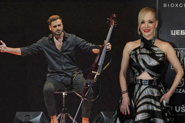 BIVŠI JELENE ROZGE STAO NA LUDI KAMEN: Stjepan Hauser se oženio prelepom Ukrajinkom, čestitke se samo nižu! (VIDEO)