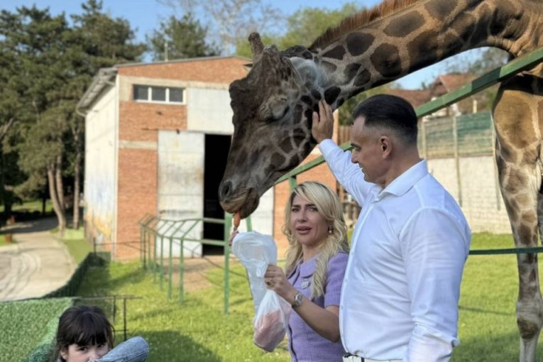 Jovana, Lea i Dragan