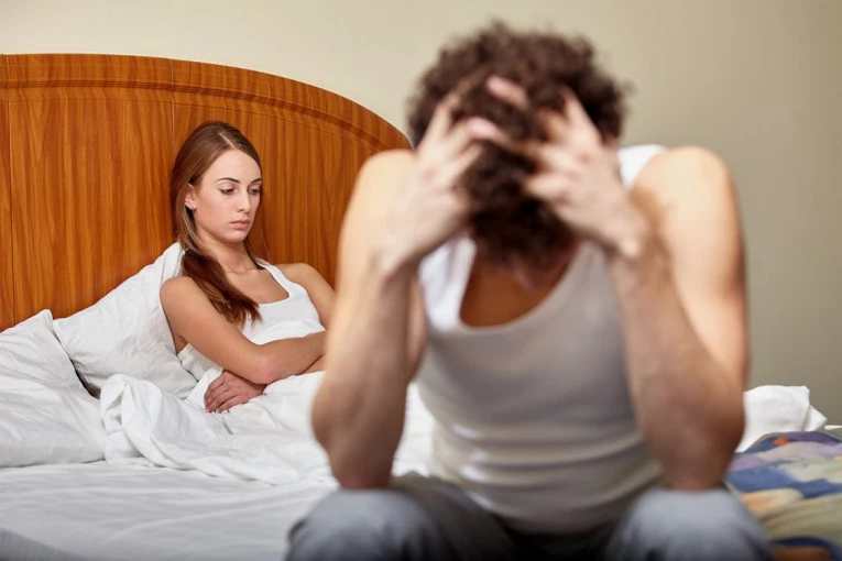 GODINAMA NISAM IMALA INTIMNE ODNOSE S MUŽEM: Svi su mi govorili da će se to desiti, a ja nisam slušala - zbog ovoga su znali da je nemoćan u krevetu