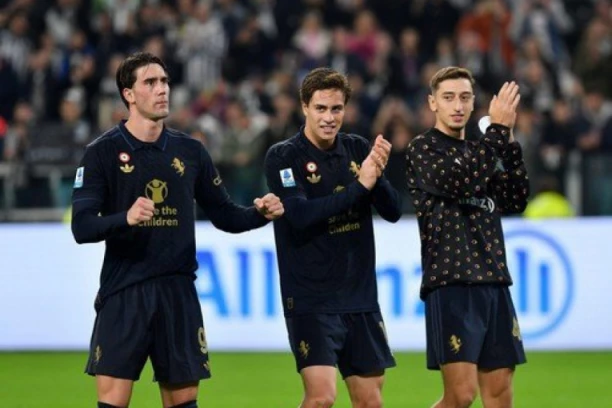 JUVENTUS U ŠOKU! Napadač suspendovan, propušta KLJUČNE bitke za Ligu šampiona!