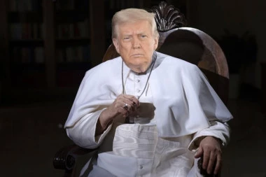 "VOLEO BIH DA BUDEM PAPA" Tramp progovorio o izboru novog poglavara Rimokatoličke crkve (VIDEO)