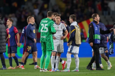 DA LI JE INTER POKRADEN U BARSI? Pogledajte čudan ofsajd zbog kog je ostao bez pobede - u pitanju su centimetri! (FOTO)