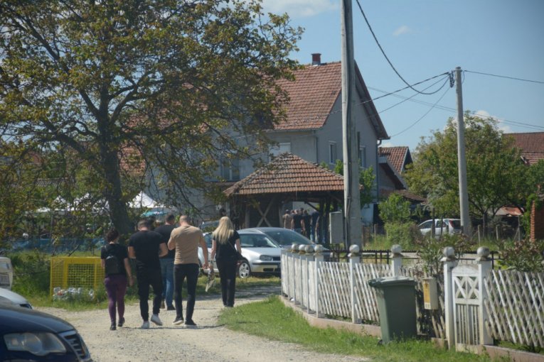 Sahrana nastradalih u Topoli!