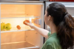 HITNO POVLAČENJE JAJA SA TRŽIŠTA: Pronađena opasna bakterija, oglasile se nadležne službe sa važnim apelom za građane!