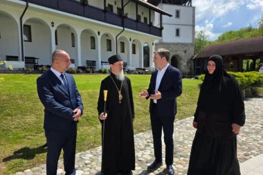 DRŽAVA POMAŽE OBNOVU JEDNE OD NAŠIH NAJVREDNIJIH SVETINJA: Novi krov za Belog anđela i lice Svetog Save