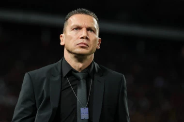 BAHAR NA KOLENIMA: Bivši strateg Crvene zvezde doživeo novu neprijatnost u derbiju!